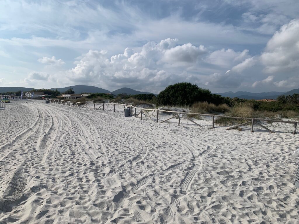 Karibikinsel im Europa Sardinien: San Teodoro Strand